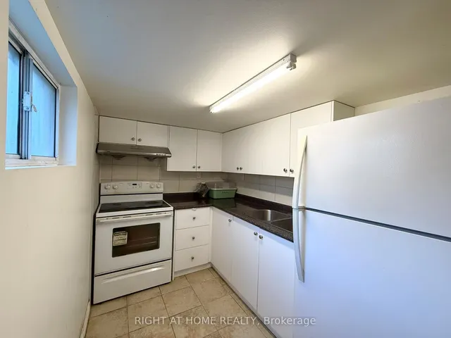 Additional image 26 of 665 Ossington Ave