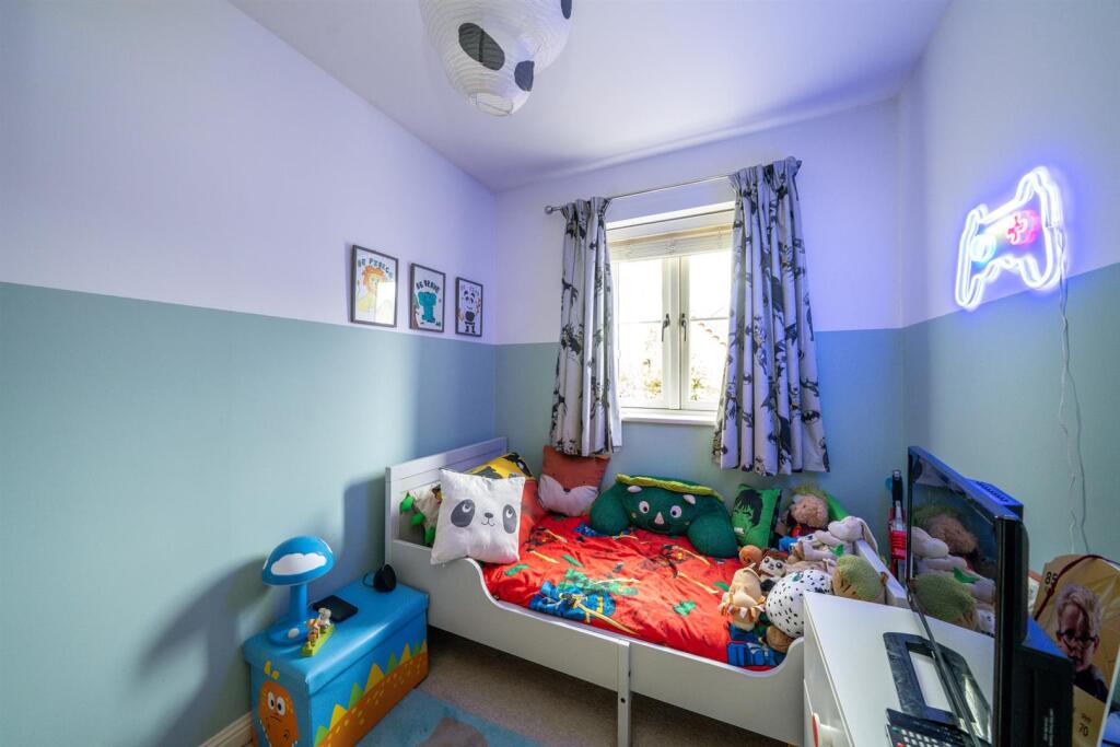 Additional image 16 of Page Place, Frogmore, St. Albans