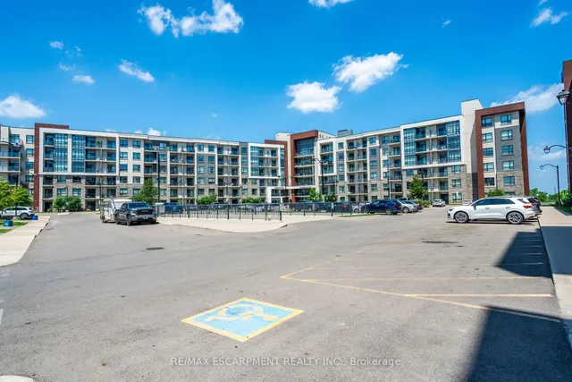 房产图片 37 - 125 Shoreview Pl 单元422