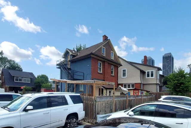 Additional image 33 of 8 Mill St