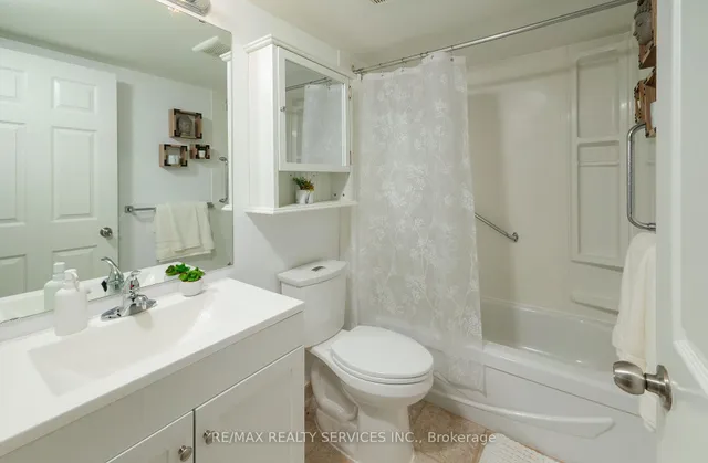 Additional image 19 of 1155 Bough Beeches Blvd Unit 1405