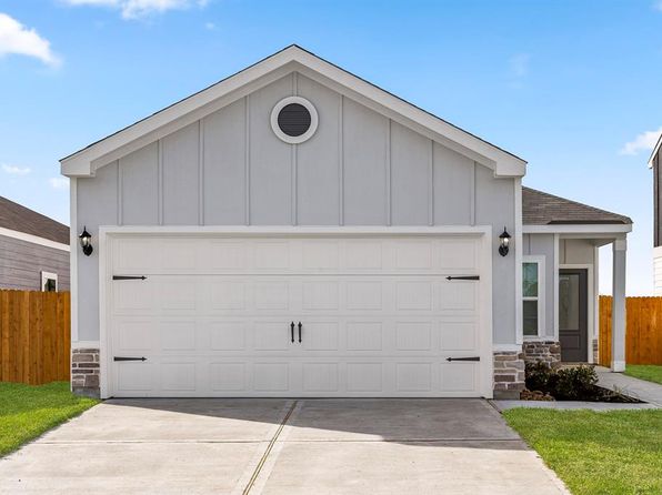 6435 Autumn Equinox Dr, Houston, TX 77048