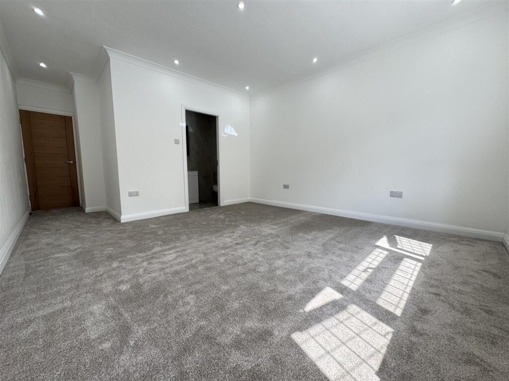 Additional image 49 of Englestede Close, Handsworth Wood. Birmingham