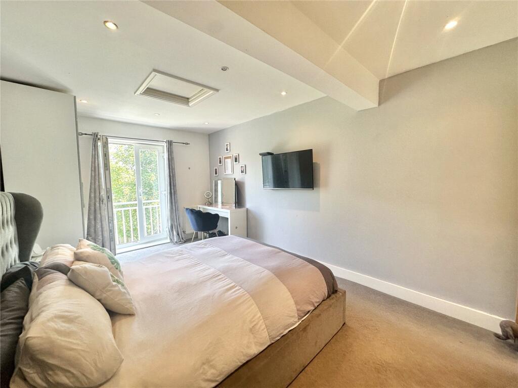 Additional image 9 of Green Lane, St. Albans, Hertfordshire, AL3