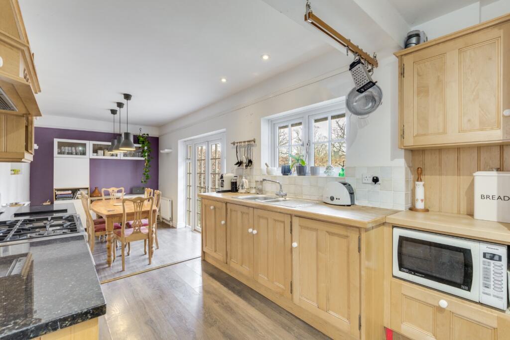 Additional image 7 of Barleycroft Green, Welwyn Garden City, AL8