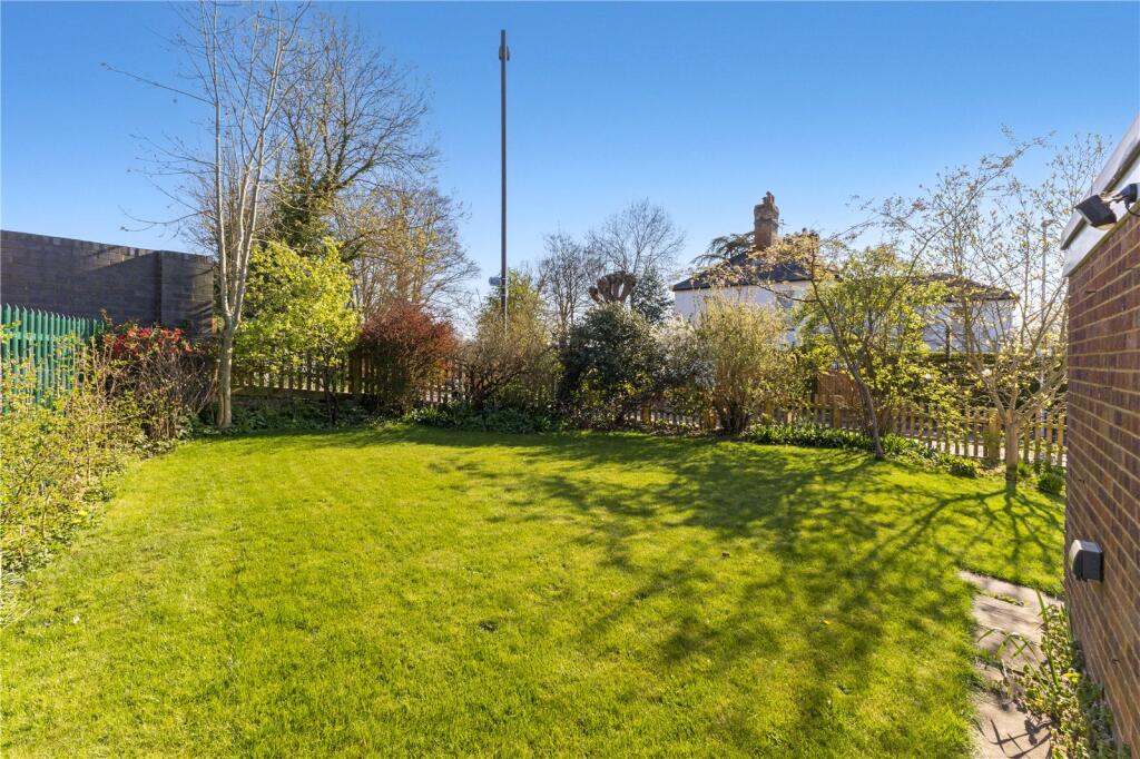 Additional image 20 of Tennyson Road, Harpenden, Hertfordshire, AL5