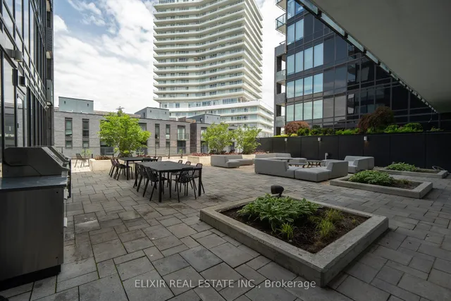 Additional image 20 of 4208 Dundas St Unit 615