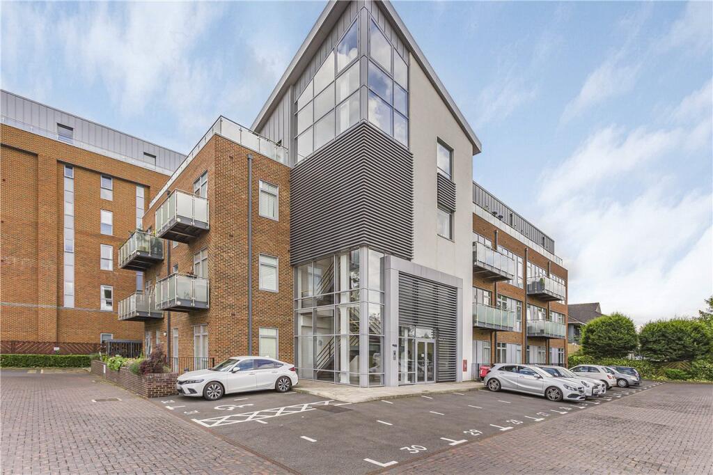 Broadwater Road, Welwyn Garden City, Hertfordshire, AL7