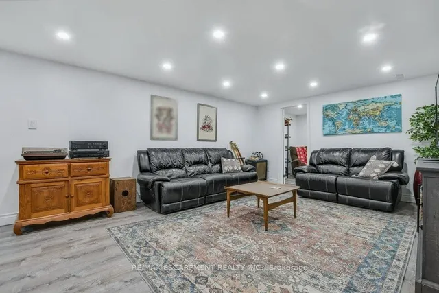 Additional image 23 of 86 Dana Dr