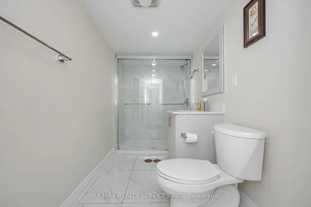 房产图片 37 - 10 Deepcoral Crt