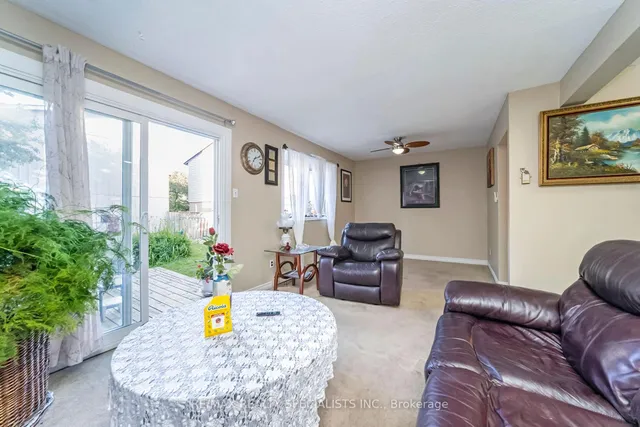 Additional image 23 of 30 Hardcastle Crt