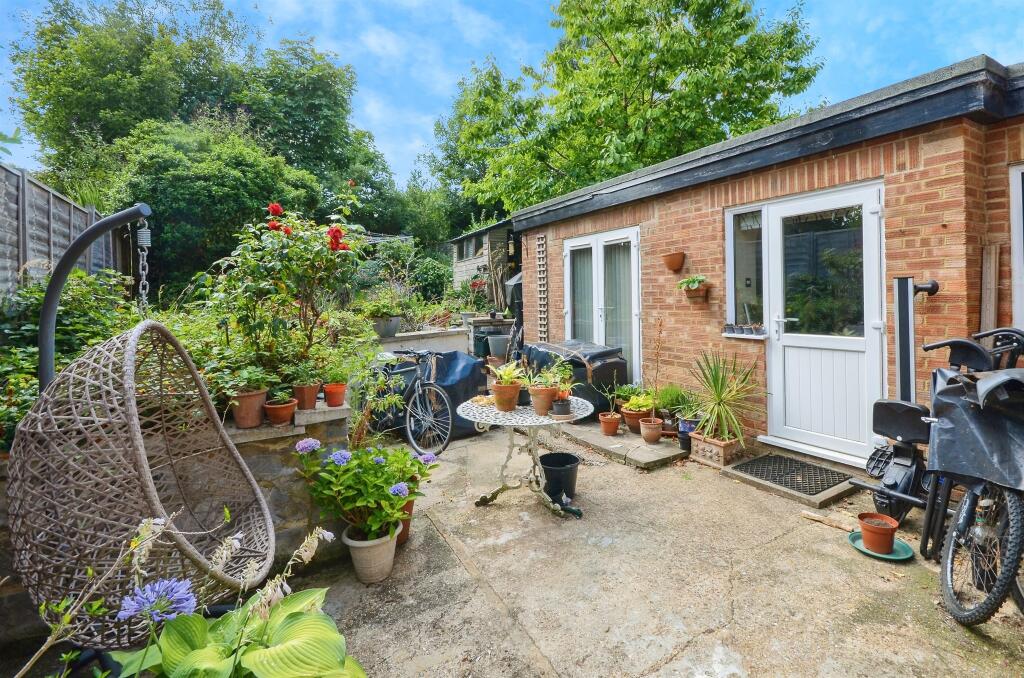 Additional image 13 of Langley Crescent, St. Albans