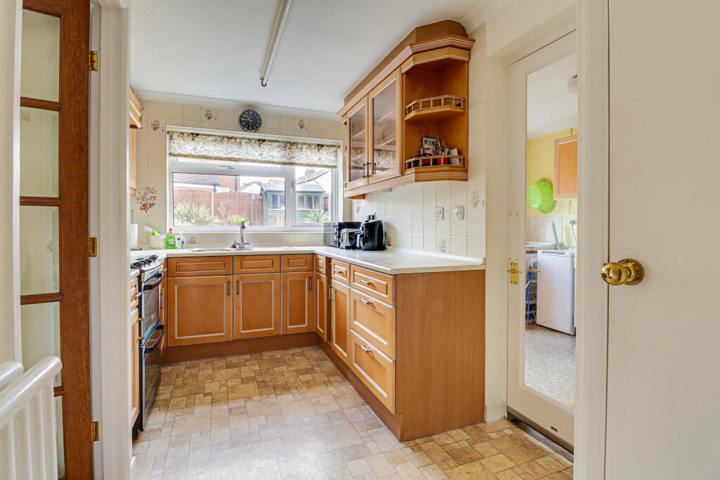 Additional image 18 of Waveney Road, Harpenden, AL5