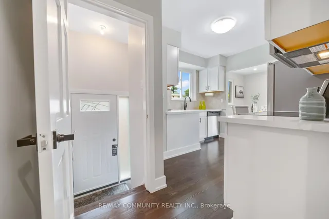 Additional image 27 of 22 Miramar Cres