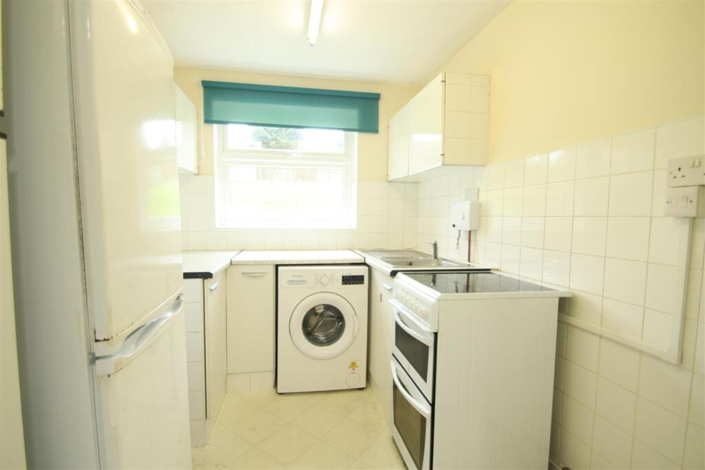 Additional image 7 of Frensham Way, Harborne, Birmingham, B17