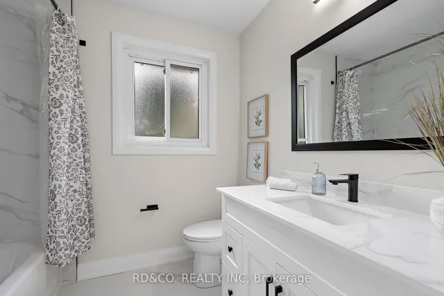 Additional image 34 of 114 Agincourt Dr