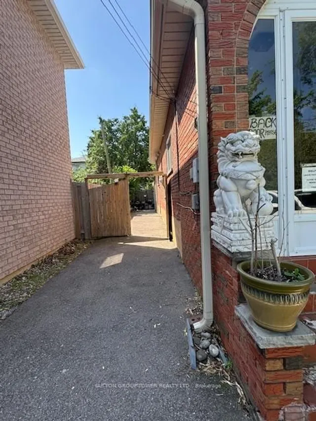 Additional image 3 of 37 Dee Ave