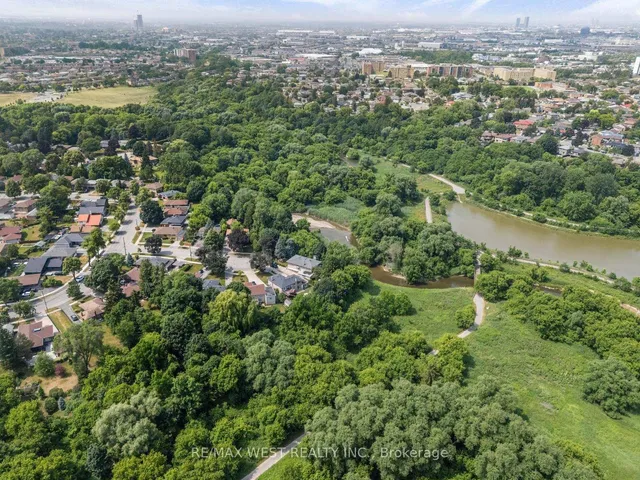 Additional image 48 of 169 Thistle Down Blvd