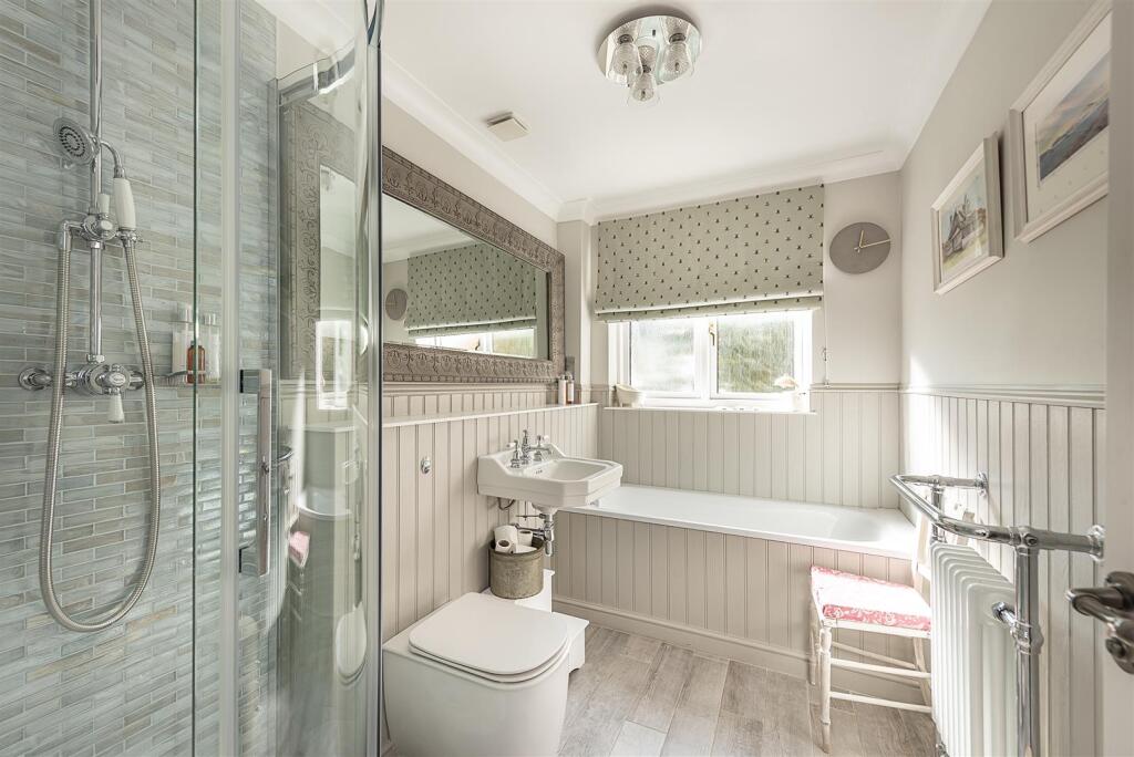 Additional image 9 of Holly Lane, Harpenden
