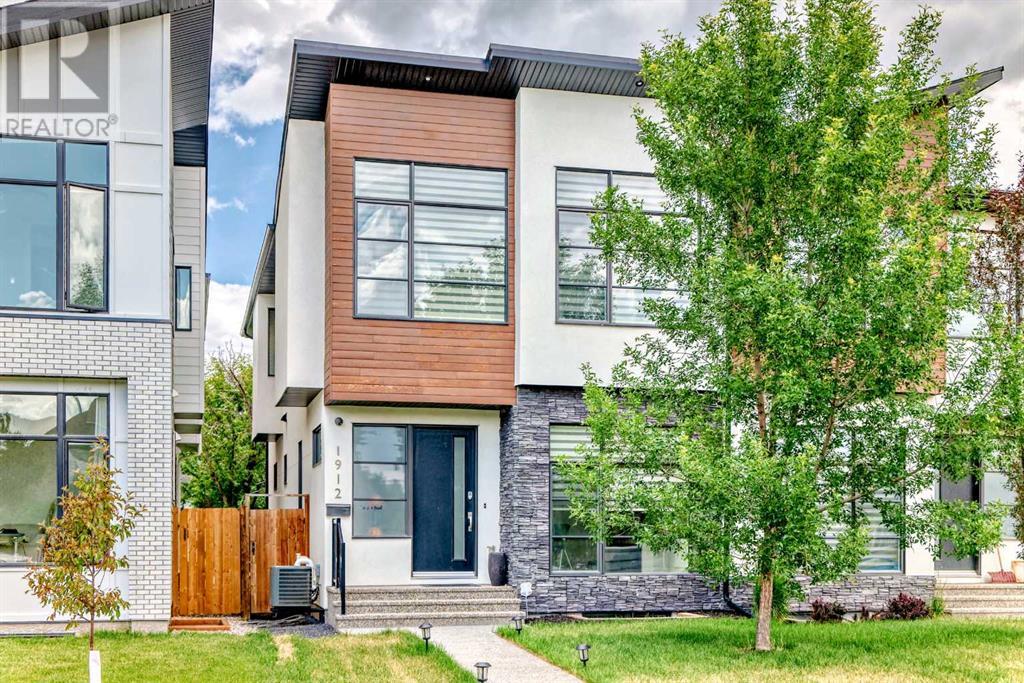 1912 23 Avenue NW|Calgary, Alberta T2M1V8