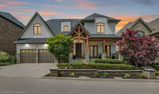 12-258 Edgewater Cres