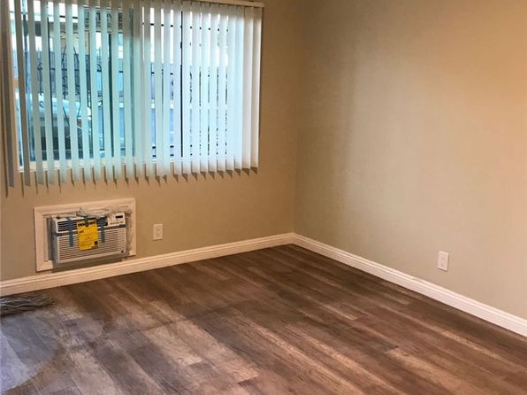 121 S Oxford Ave, Los Angeles, CA 90004