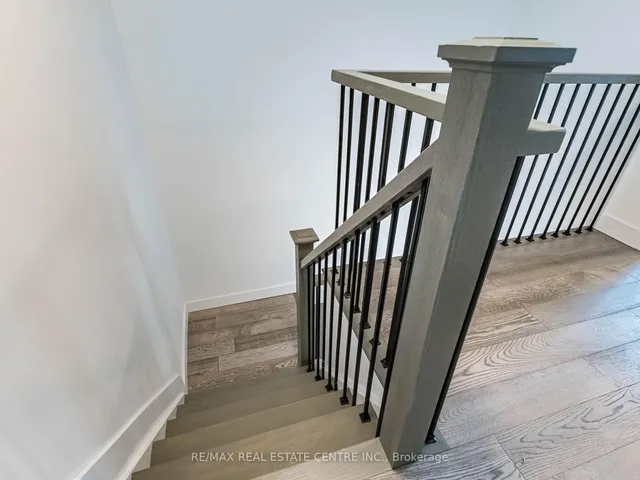 Additional image 26 of 52 Mozart Cres