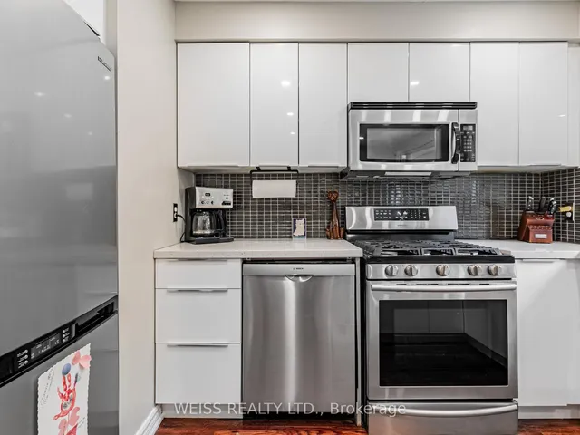 Additional image 12 of 215 Milan St