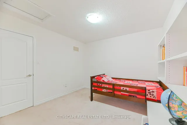 Additional image 37 of 553 Pharo Pt