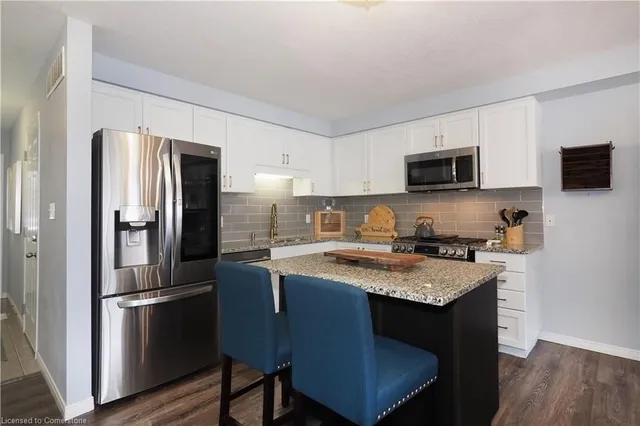 Additional image 13 of 1989 Ottawa St Unit 11