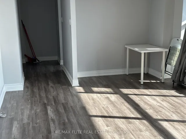 Additional image 3 of 914 Yonge St Unit 1212