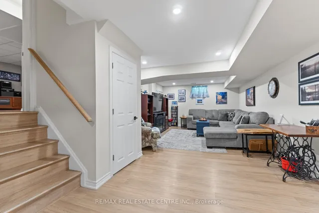 Additional image 42 of 30 Regentview Dr