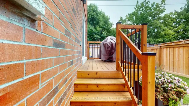 Additional image 10 of 2 Dawson Cres