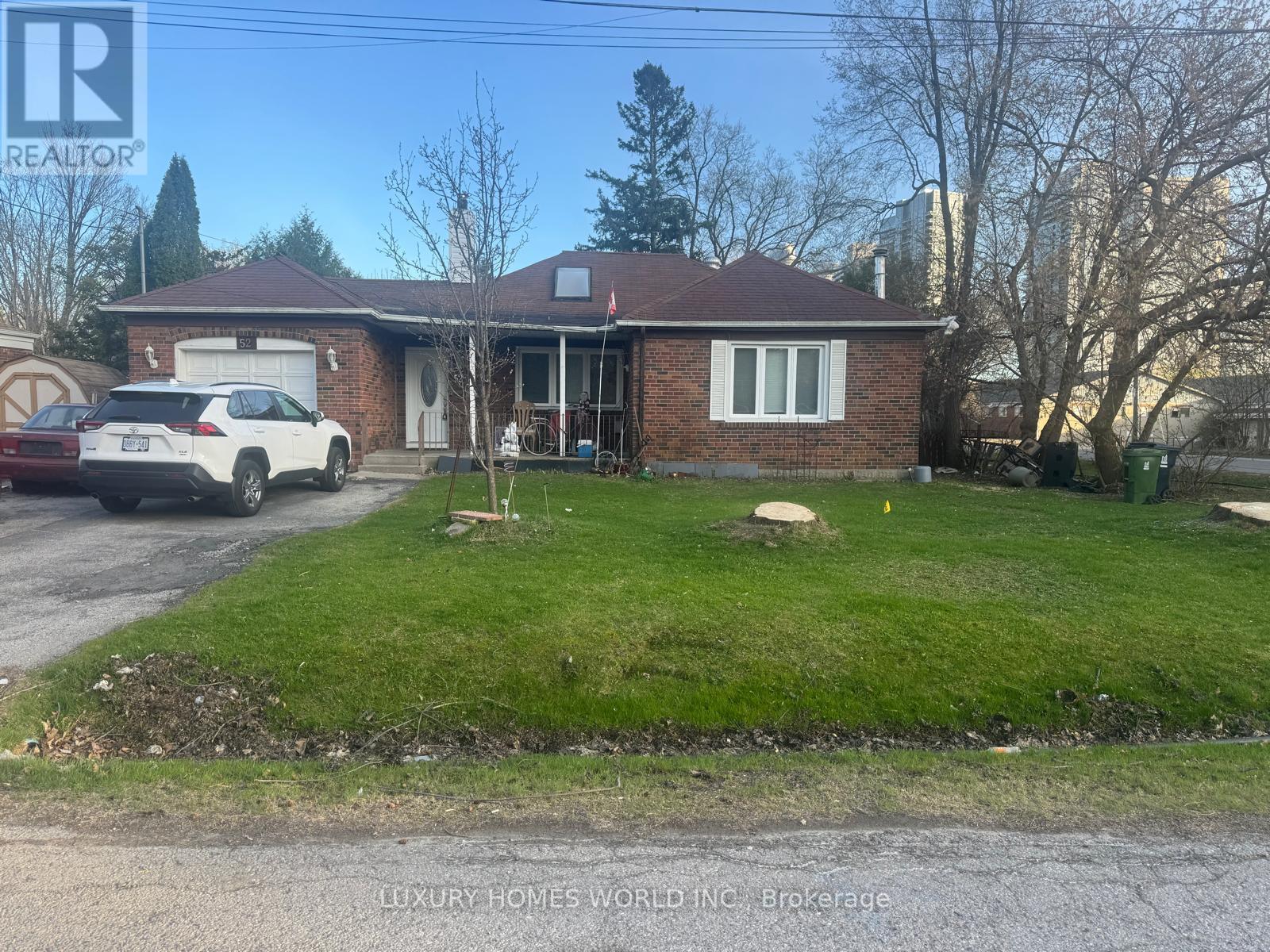 Property image for 52 LAMONT AVENUE|Toronto (Agincourt South-Malvern West), Ontario M1S1A9