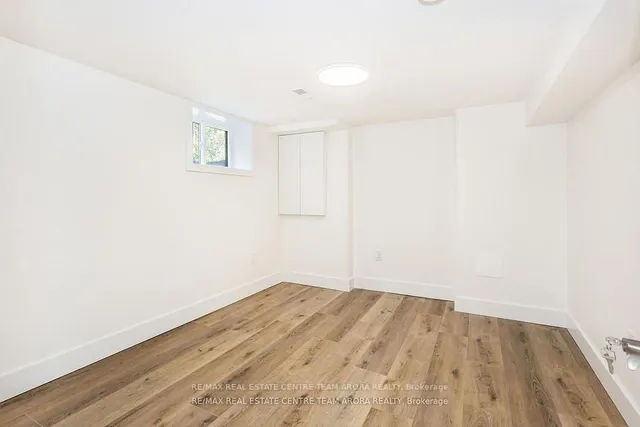 Additional image 30 of 178 Cloverdale Ave