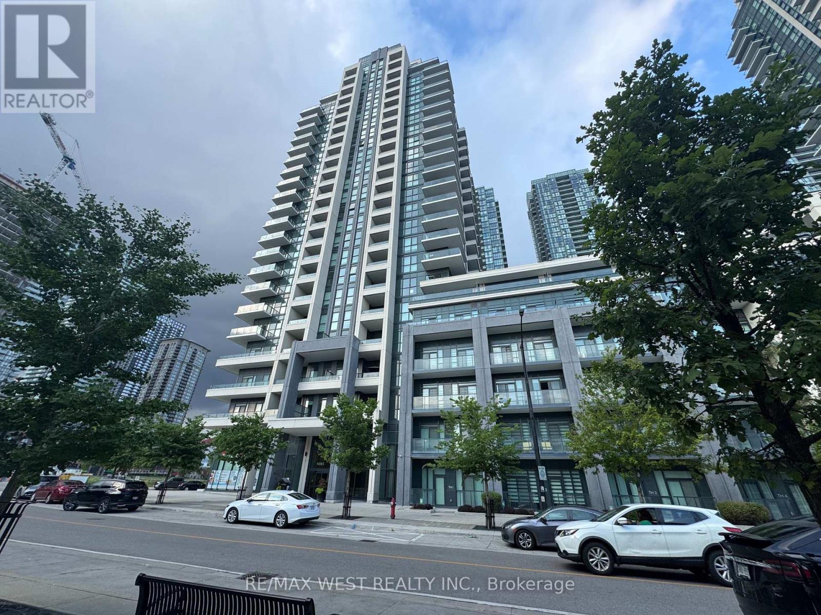 1606 - 4085 PARKSIDE VILLAGE DRIVE|Mississauga (City Centre), Ontario L5B0K9