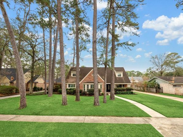 12319 Old Oaks Dr, Houston, TX 77024