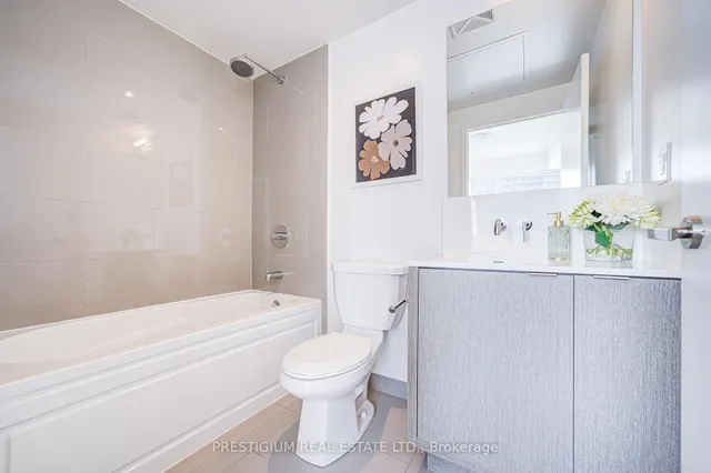 Additional image 35 of 88 Harbour St Unit 3104