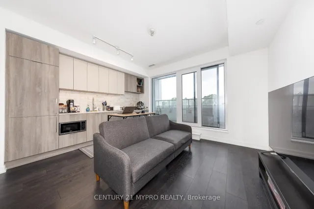 Additional image 6 of 2020 Bathurst St Unit 617