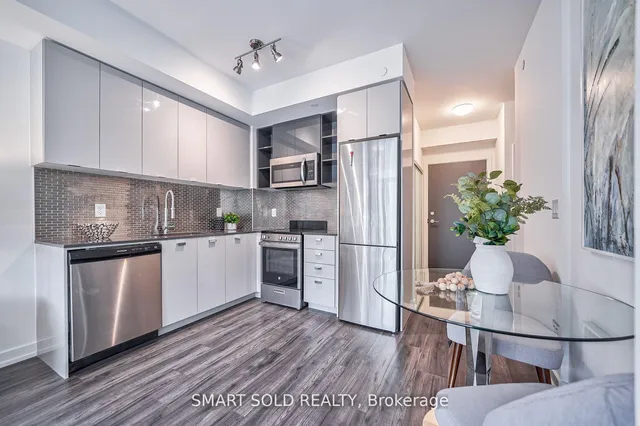 Additional image 21 of 10 De Boers Dr Unit 302