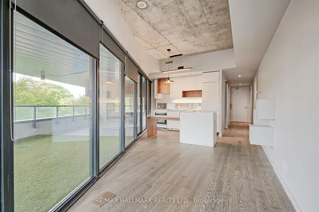 Additional image 29 of 383 Sorauren Ave Unit 209