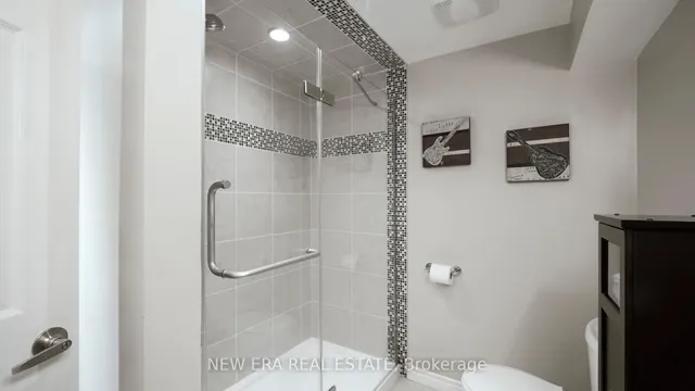 Additional image 42 of 1418 Jefferson Cres