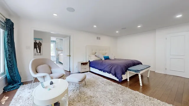 Additional image 28 of 21 Forest Heights Blvd