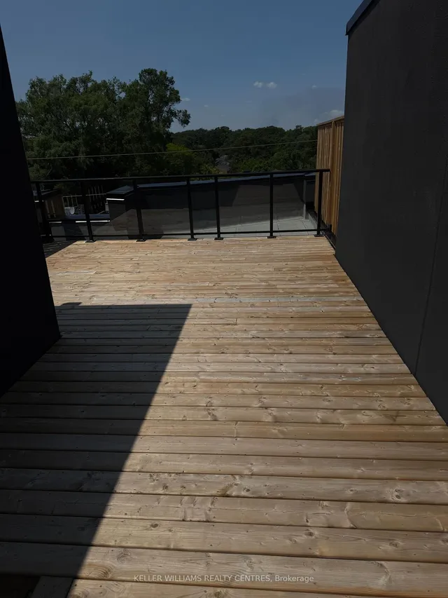 Additional image 10 of 35 Birchcliff Ave Unit 37