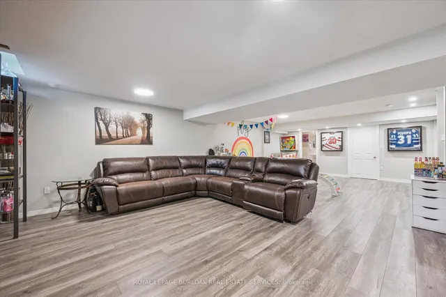 Additional image 41 of 38 Surrey Dr