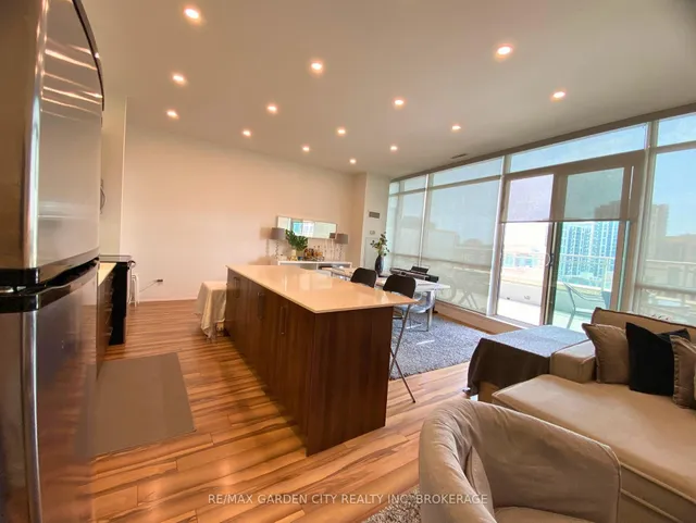 Additional image 6 of 5101 Dundas St Unit 1402