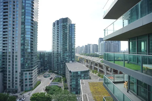 Additional image 13 of 209 Fort York Blvd Unit 1456