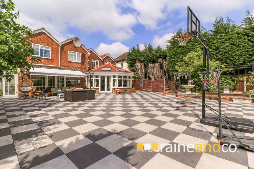 Additional image 30 of St Albans Road West, Hatfield