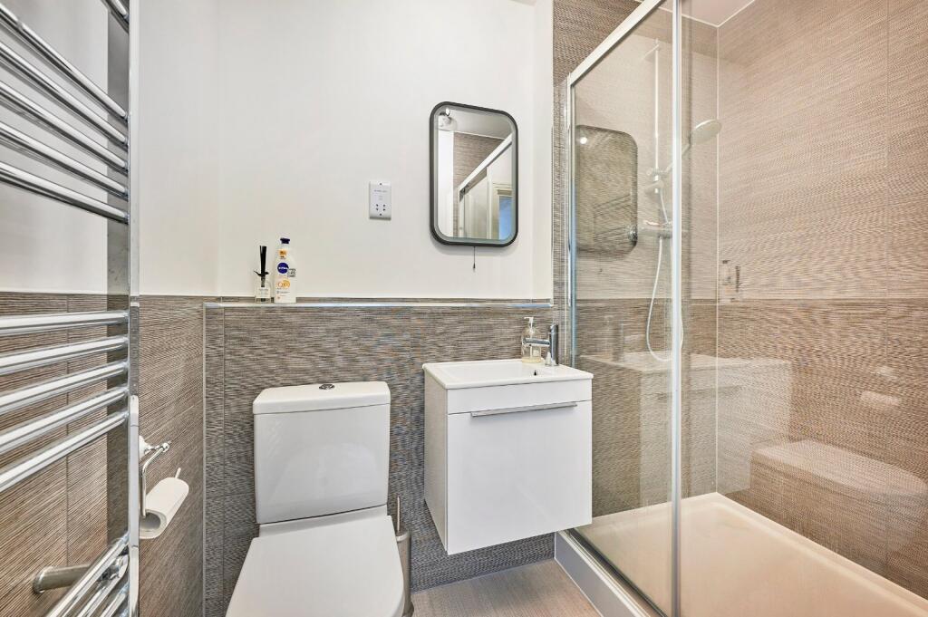 Additional image 9 of Wain Close, St. Albans, Hertfordshire, AL1