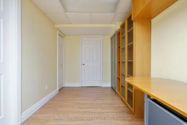 Additional image 37 of 6 Gillespie Cres